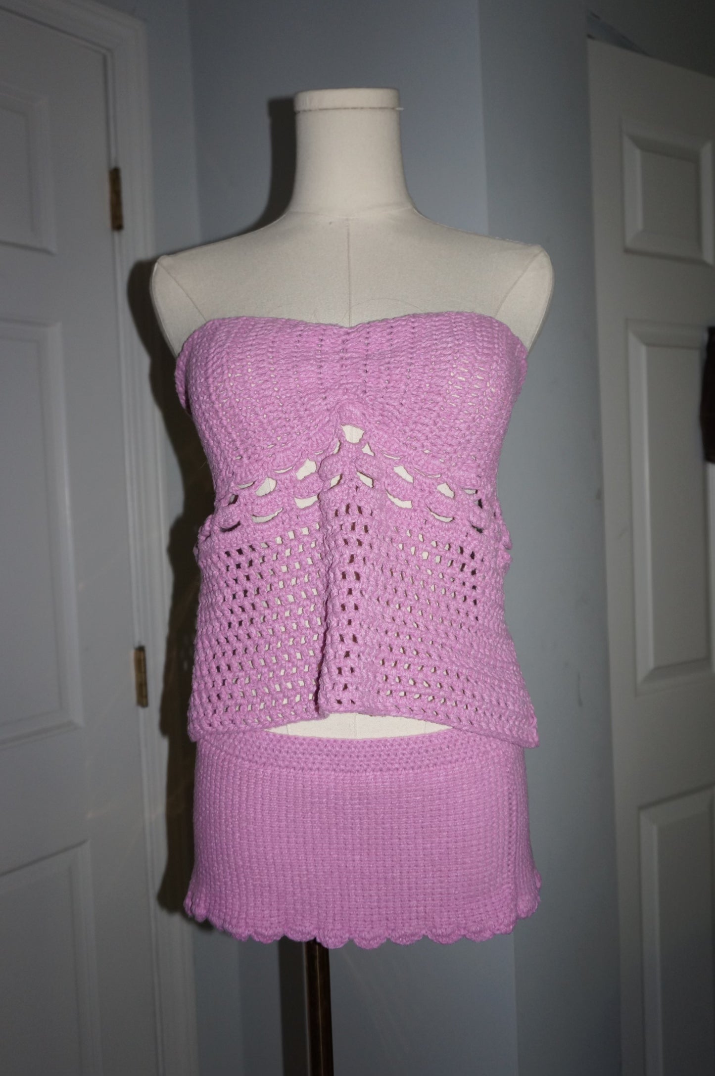 Ruffled Edge Mini Skirt